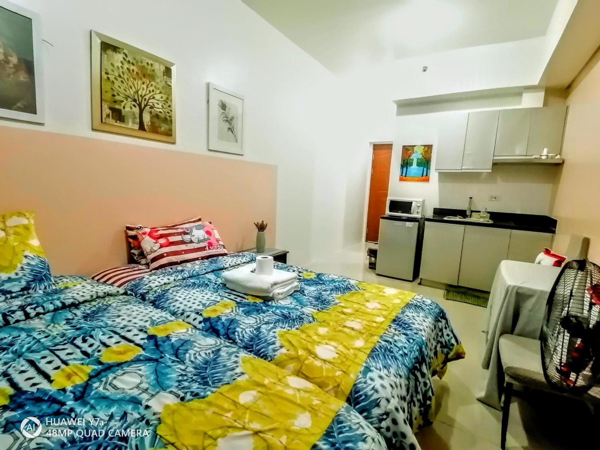 The Beacon Makati Staycation Suites Manila Exterior photo